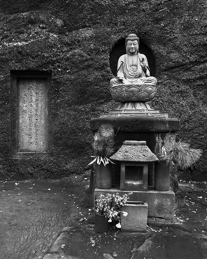 Burial Cave with Buddha
